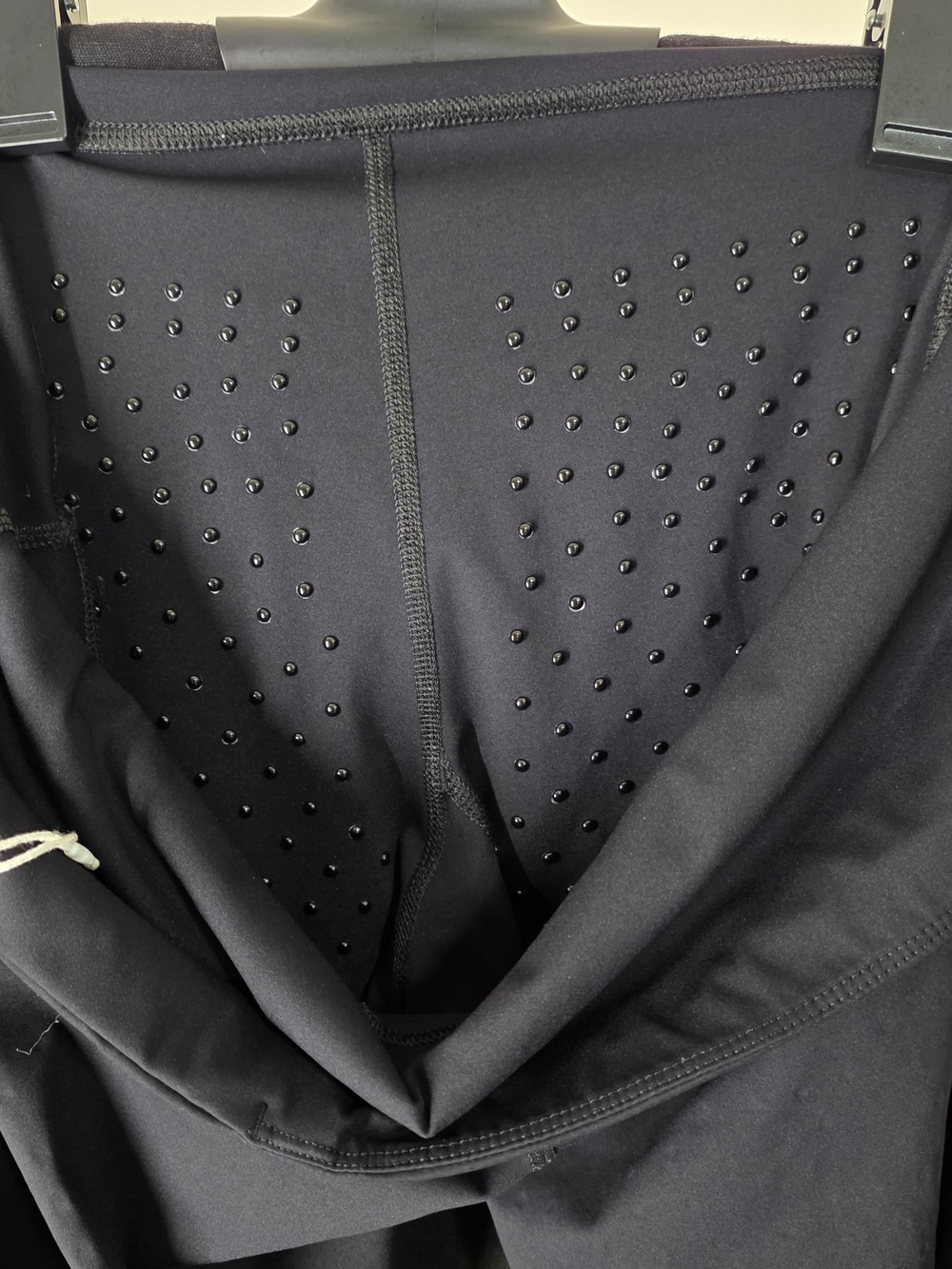 ELASTIQUE Black High-Waist Active Leggings With Massage Bumps - Picture 6 of 6